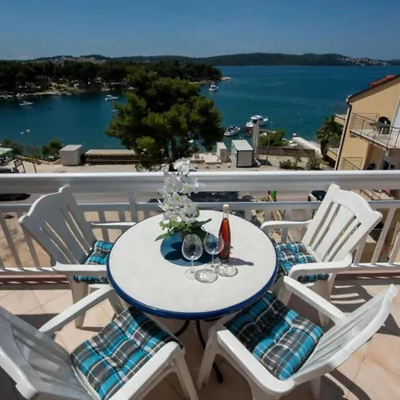 Tomi - With Sea View 5 Trogir